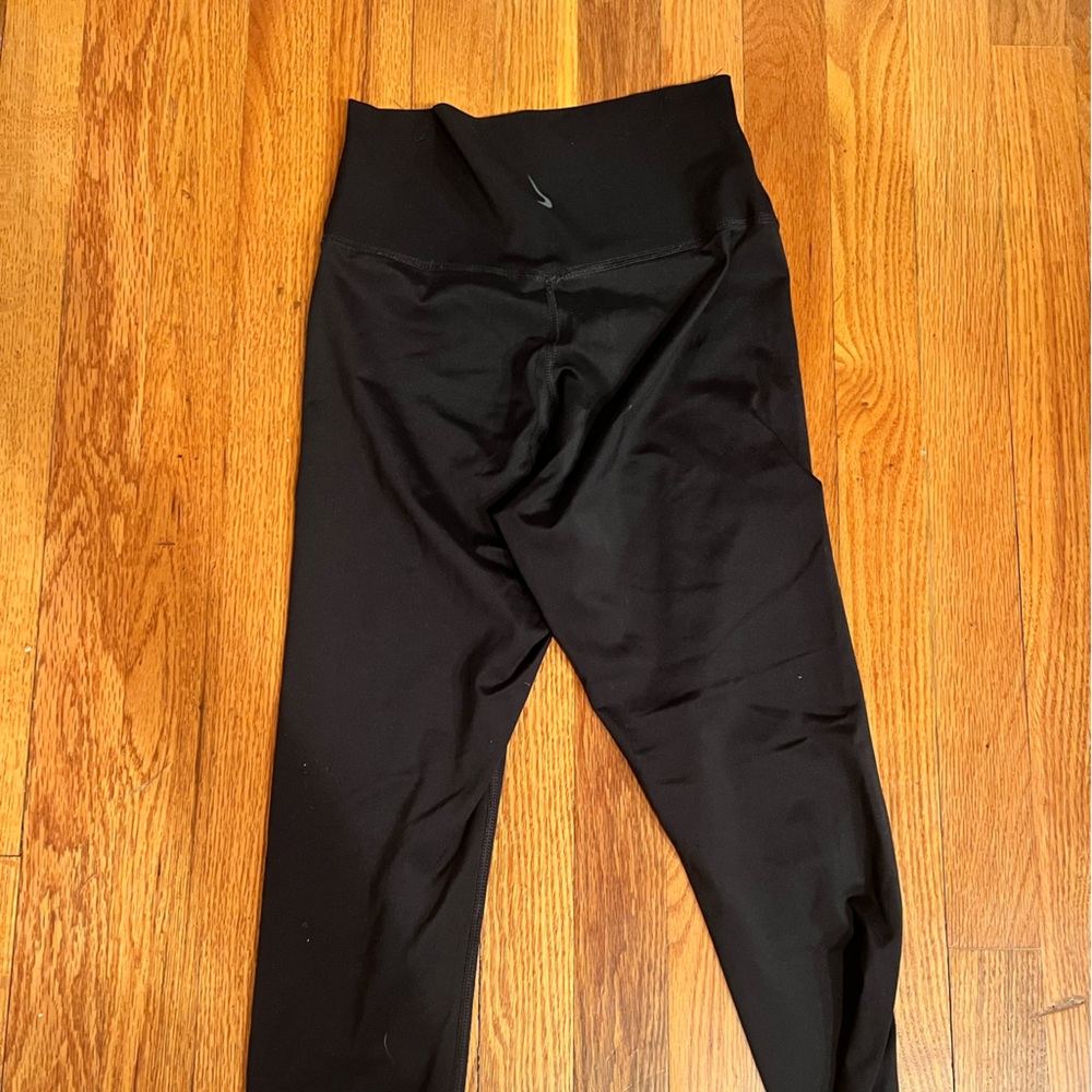 Nike yoga leggings